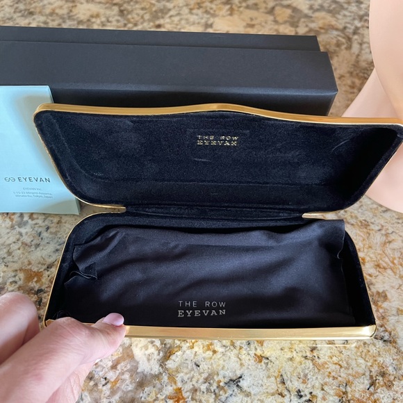 THE ROW - EVEVAN IN YELLOW FLYNN TITANIUM SUNGLASSES - Picture 12 of 12